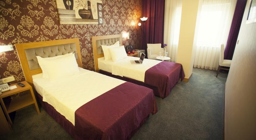 Imagen general del Helikon Business Hotel. Foto 11