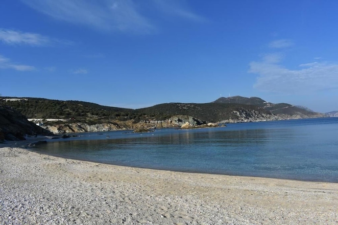 Imagen de los exteriores del Heliopetra Sea View Studios. Foto 13