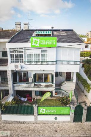 Imagen general del Help Yourself Hostels - Carcavelos Coast. Foto 4