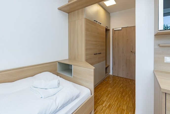 Imagen de la habitación del Henrys Sleeping am Augsburger Eiskanal. Foto 20