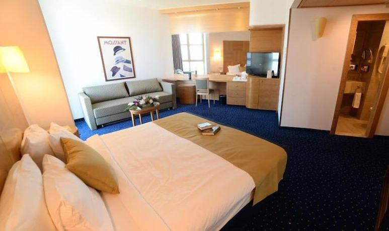 Imagen de la habitación del Herbert Samuel Hod Dead Sea Hotel. Foto 2
