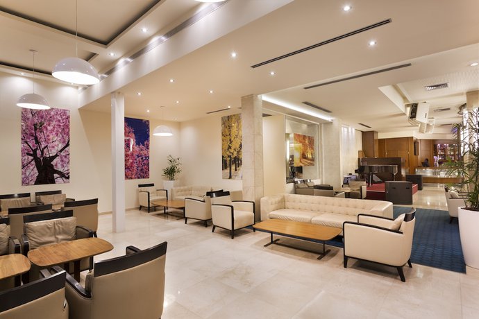 Imagen de los interiores del Herbert Samuel Hod Dead Sea Hotel. Foto 19