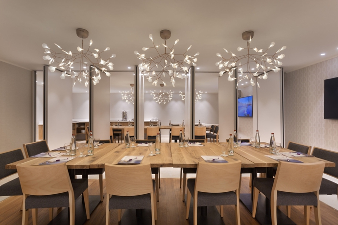 Imagen de los interiores del Herbert Samuel Okeanos Suites Herzilya. Foto 14