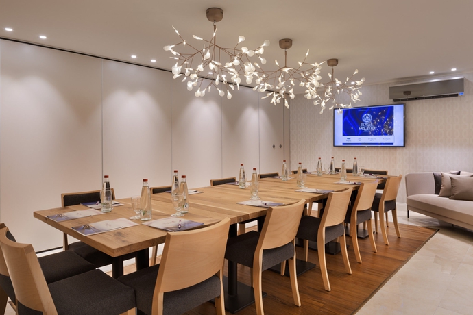 Imagen de los interiores del Herbert Samuel Okeanos Suites Herzilya. Foto 15