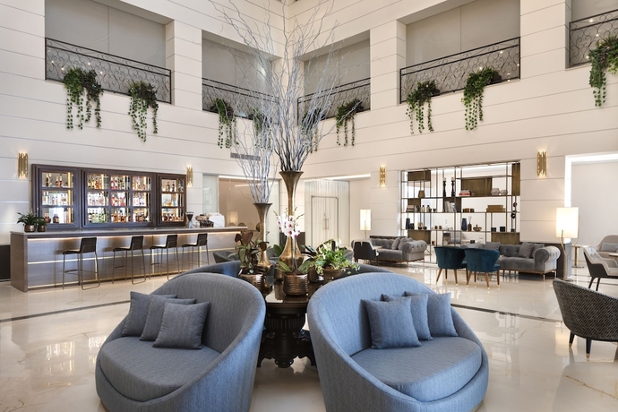 Imagen de los interiores del Herbert Samuel Opera Tel Aviv. Foto 17