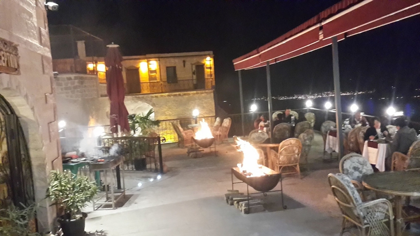 Imagen del bar/restaurante del Hermes Cave Hotel. Foto 3