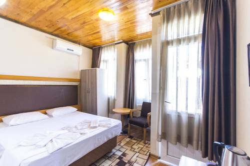 Imagen de la habitación del Herton Hotel. Foto 2