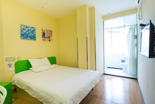 Imagen de la habitación del Hi Inn Chongqing Beibei Pedestrian Street. Foto 6