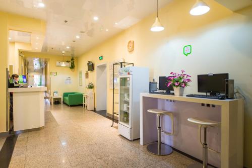 Imagen de la habitación del Hi Inn Ningde Wanda Plaza. Foto 8