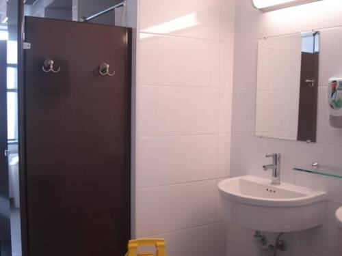 Imagen de la habitación del Hi Vancouver Downtown. Foto 13