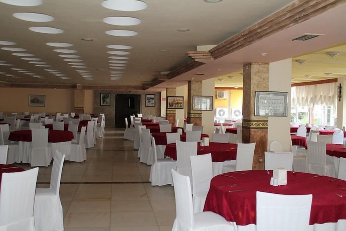 Imagen del bar/restaurante del Hierapolis Termal Hotel. Foto 6