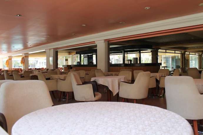 Imagen del bar/restaurante del Hierapolis Termal Hotel. Foto 8