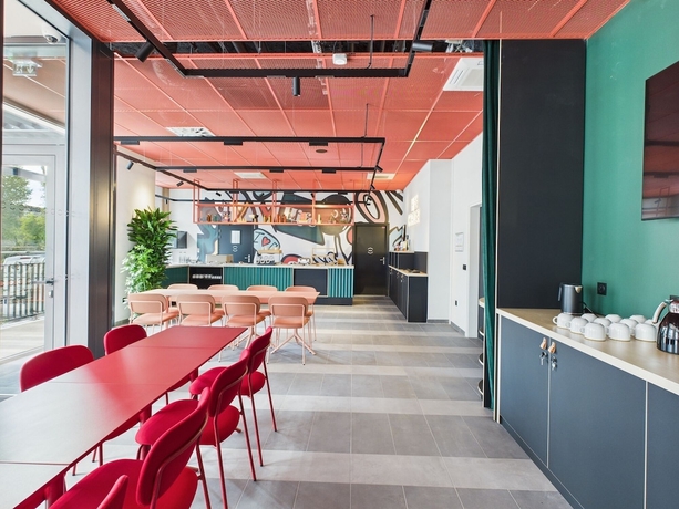Imagen de los interiores del Hife Bordeaux. Foto 16