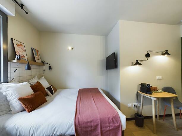 Imagen de la habitación del Hife Paris Gentilly. Foto 17