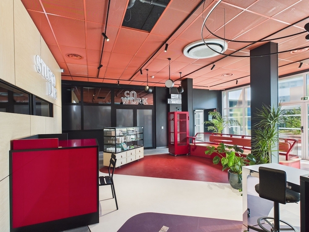 Imagen de los interiores del Hife V&eacute;lizy. Foto 13
