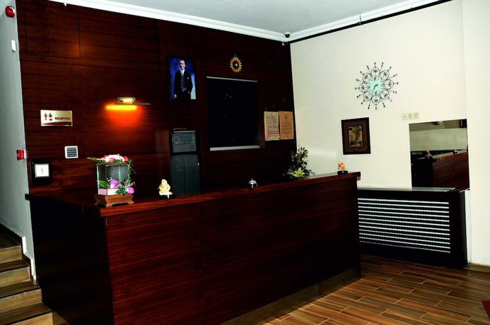 Imagen de los interiores del Hill River Hotel. Foto 20