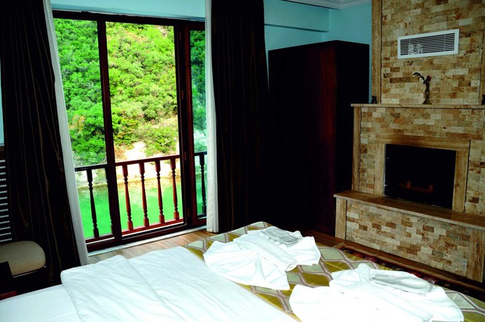 Imagen de la habitación del Hill River Hotel. Foto 10