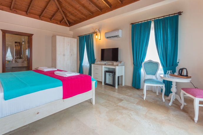 Imagen de la habitación del Hillcity Hotel - Adults Only. Foto 2
