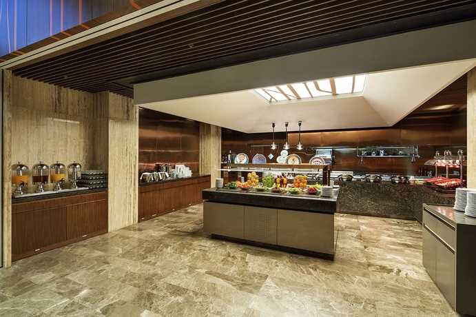 Imagen del bar/restaurante del Hilton Garden Inn Istanbul Airport. Foto 4