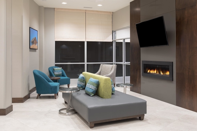 Imagen de los interiores del Hilton Garden Inn Omaha Aksarben Village. Foto 17