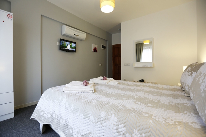 Imagen de la habitación del Himm Hotel. Foto 4