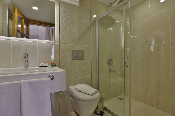 Imagen de la habitación del Himm Hotel. Foto 17