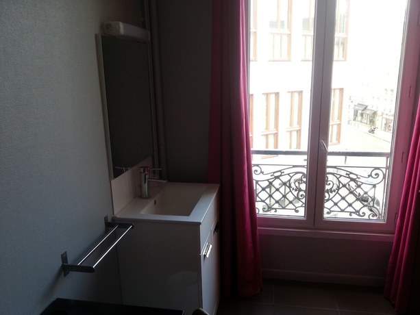 Imagen de la habitación del Hipotel Paris Bastille Saint Antoine. Foto 5