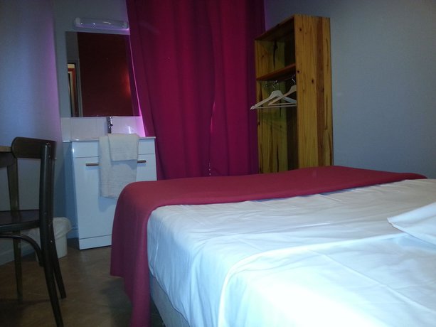 Imagen de la habitación del Hipotel Paris Bastille Saint Antoine. Foto 19