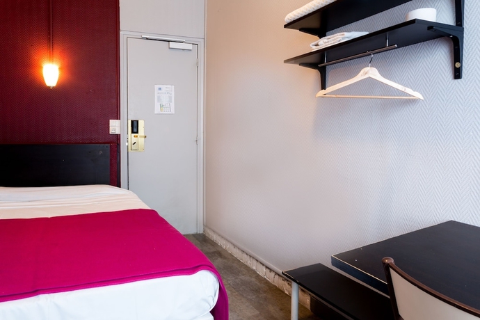 Imagen de la habitación del Hipotel Paris Belleville Gare De L'est. Foto 10
