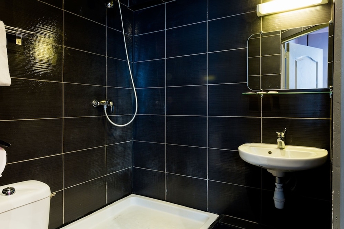 Imagen de la habitación del Hipotel Paris Belleville Gare De L'est. Foto 16