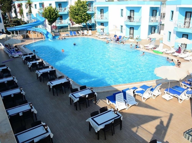 Imagen general del Hira Beach Hotel. Foto 1