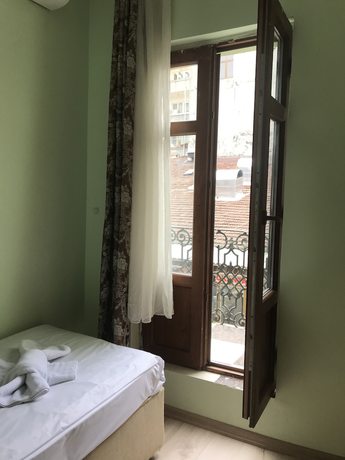 Imagen de la habitación del Historial Hotel. Foto 15