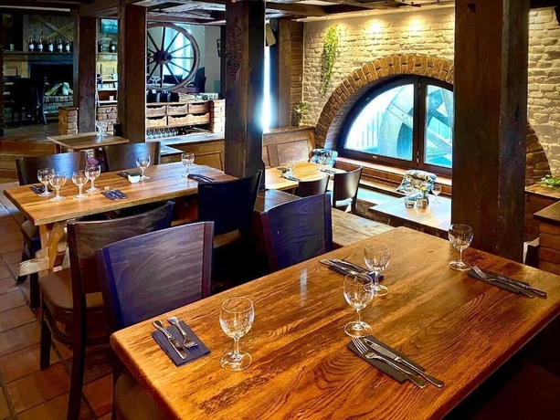 Imagen del bar/restaurante del Historischer Gasthof Kaiserm&uuml;hle. Foto 11