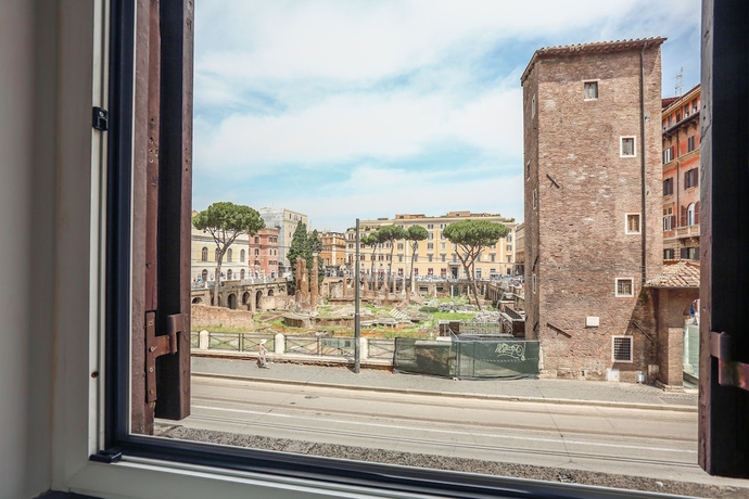 Imagen de la habitación del History Suite. Foto 9