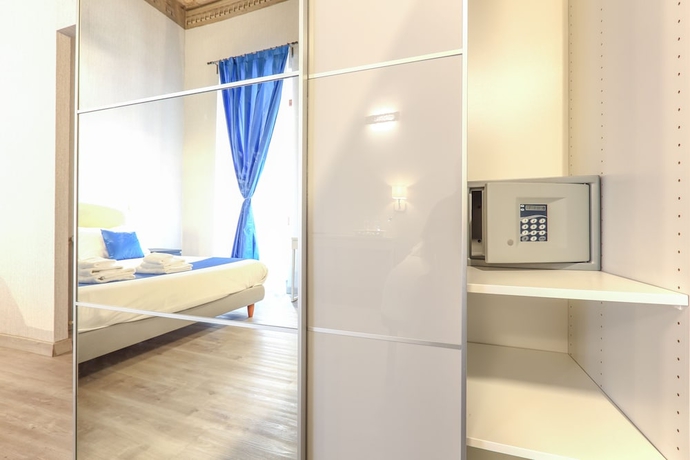 Imagen de la habitación del History Suite. Foto 14