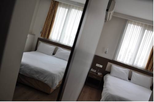 Imagen de la habitación del Hivas Hotel, Estambul. Foto 16