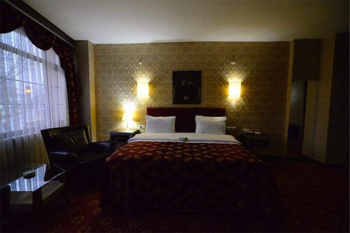 Imagen de la habitación del Hizel Hotel. Foto 14
