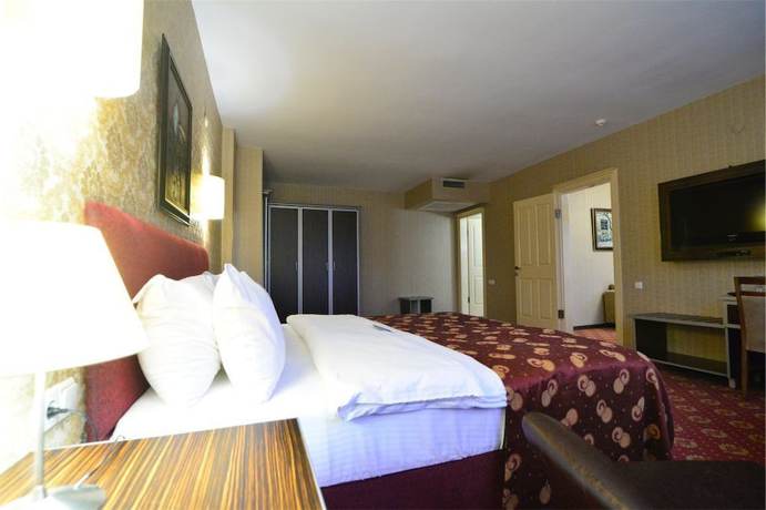 Imagen de la habitación del Hizel Hotel. Foto 17