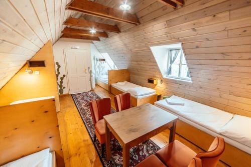 Imagen de la habitación del HoStel Cosmopolitan*. Foto 15