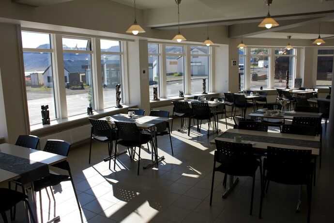 Imagen del bar/restaurante del H&oacute;tel Sandafell. Foto 4