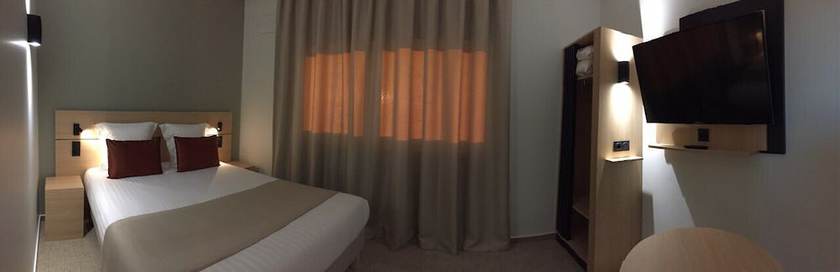 Imagen de la habitación del Hôtel AKENA TROYES - La Chapelle-Saint-Luc. Foto 10