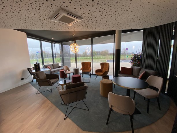 Imagen general del Hôtel AKENA TROYES - La Chapelle-Saint-Luc. Foto 1