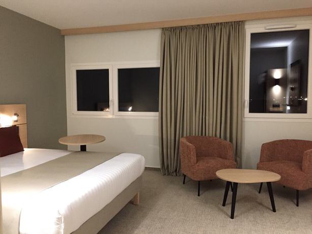 Imagen de la habitación del Hôtel AKENA TROYES - La Chapelle-Saint-Luc. Foto 15