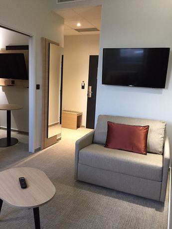 Imagen de la habitación del Hôtel AKENA TROYES - La Chapelle-Saint-Luc. Foto 17