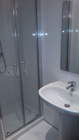Imagen de la habitación del H&ocirc;tel Aix Europe. Foto 17
