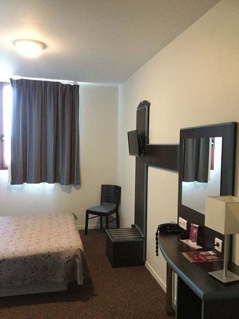 Imagen de la habitación del H&ocirc;tel Akena Gaillac. Foto 5