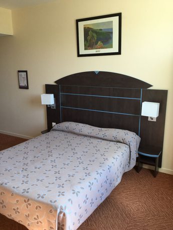 Imagen de la habitación del H&ocirc;tel Akena Gaillac. Foto 7