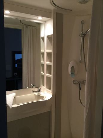 Imagen de la habitación del H&ocirc;tel Akena Gaillac. Foto 8