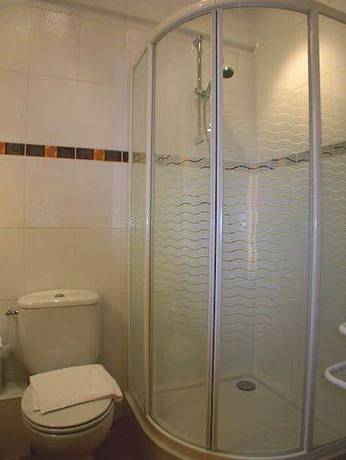 Imagen de la habitación del H&ocirc;tel Almanarre Plage. Foto 4