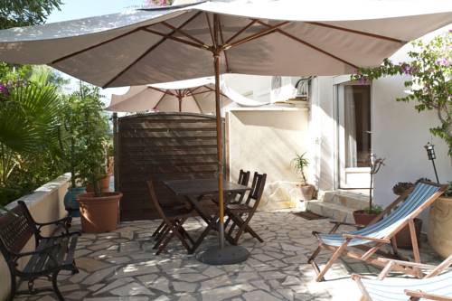 Imagen de la habitación del H&ocirc;tel Almanarre Plage. Foto 6